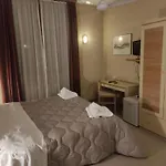 Hotel Centrale Hotell 3*